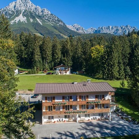 Pension Und Appartements Hartkaiser เอลล์เมา ภายนอก รูปภาพ