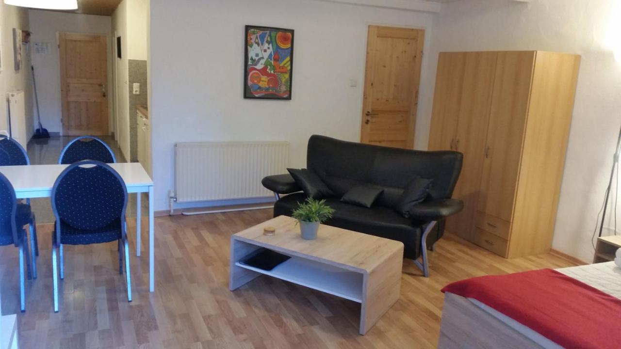 Pension Und Appartements Hartkaiser เอลล์เมา ภายนอก รูปภาพ