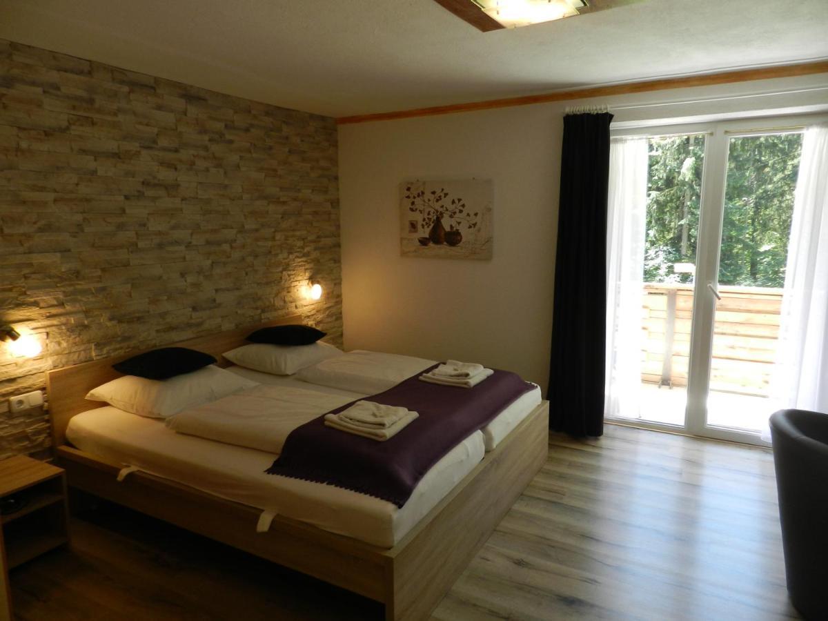 Pension Und Appartements Hartkaiser เอลล์เมา ภายนอก รูปภาพ