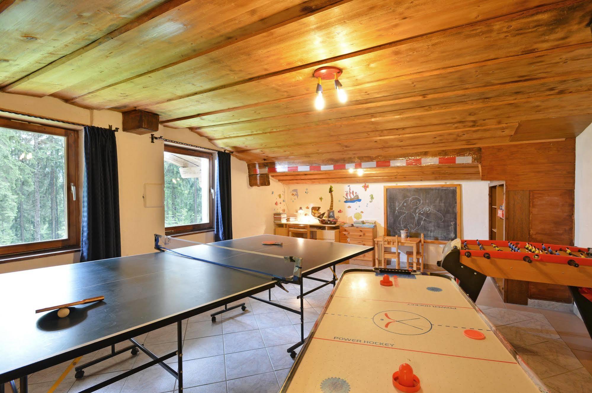 Pension Und Appartements Hartkaiser เอลล์เมา ภายนอก รูปภาพ