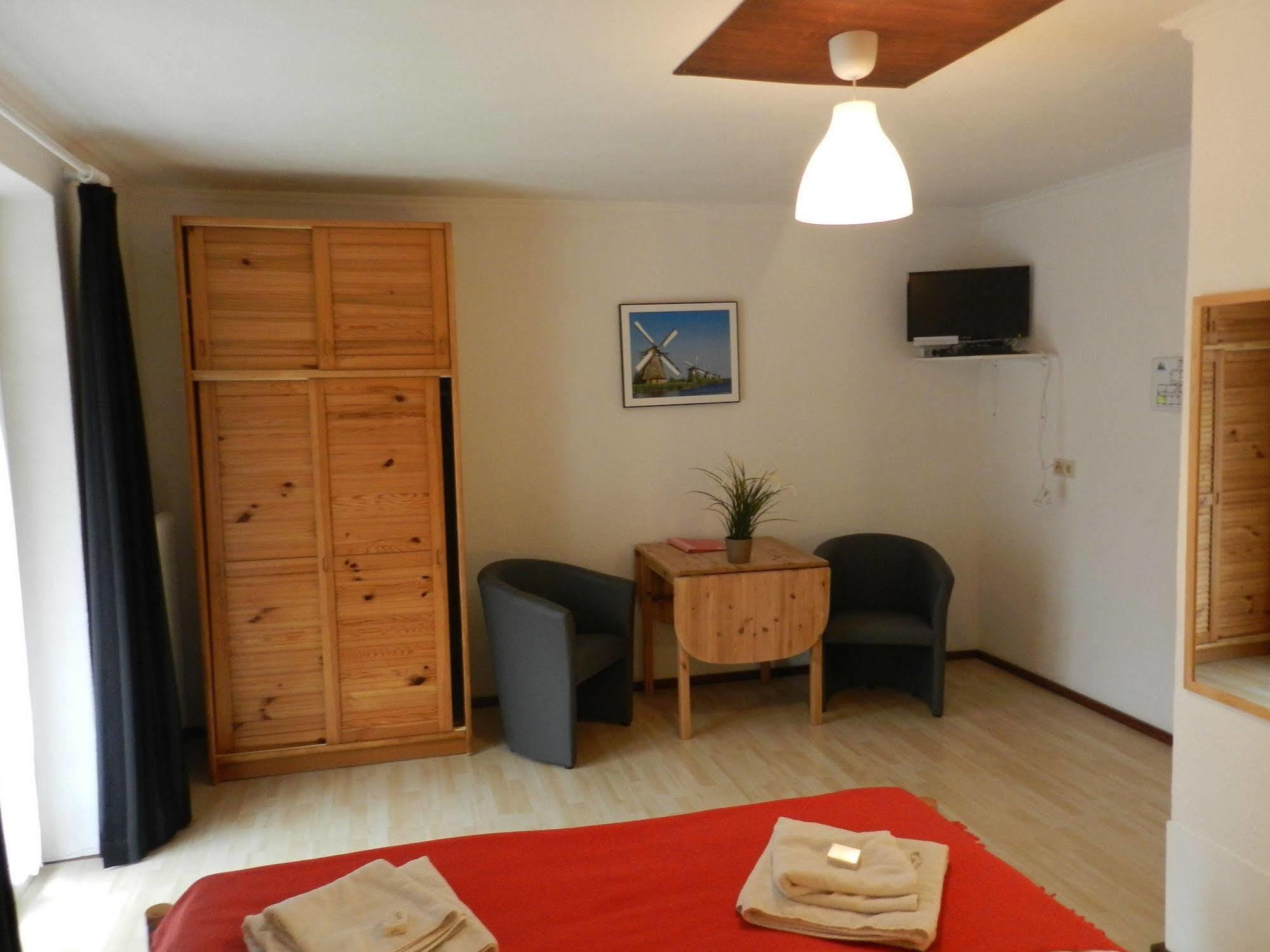 Pension Und Appartements Hartkaiser เอลล์เมา ภายนอก รูปภาพ